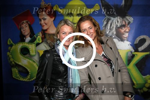 Amsterdam 13 januari 2013
Voorstelling Shrek in het RAI theater. Paulien Huizinga met een vriendin
Peter Smulders bv