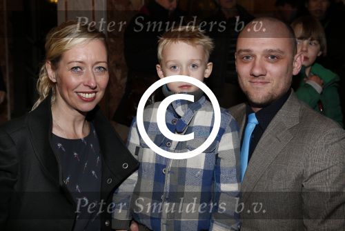 Amsterdam 21 december 2012
Premiere kerstcircus in carre. Plien v bennekom met man en zoon
Peter Smulders bv