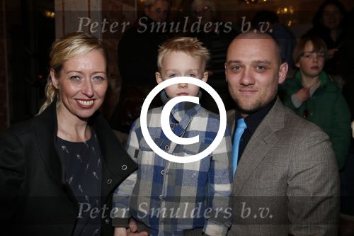 Amsterdam 21 december 2012
Premiere kerstcircus in carre. Plien v bennekom met man en zoon
Peter Smulders bv