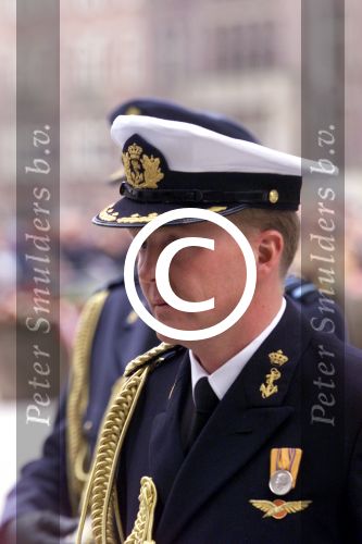 Amsterdam 4 mei 2001

Dodenherdenking op de dam met Koningin Beatrix en Prins Willem Alexander(in uniform)
 
Peter Smulders bv
