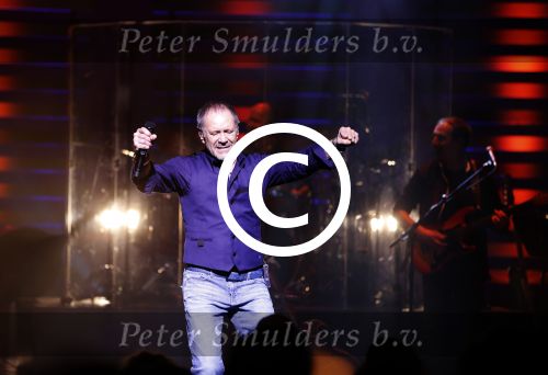 Amsterdam 13 januari 2012
Rob de Nijs 70 jaar concert in carre.
Peter Smulders bv