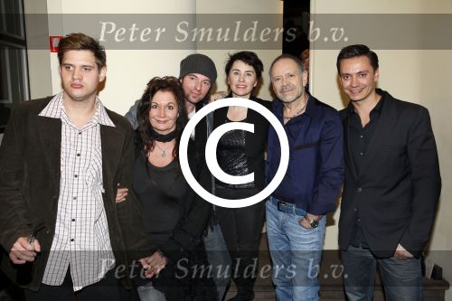 Amsterdam 13 januari 2012
Rob de Nijs 70 jaar concert in carre. Rob Henriette Joshi en Robert de Nijs en Belinda Meuldijk met Thierry Duval
Peter Smulders bv