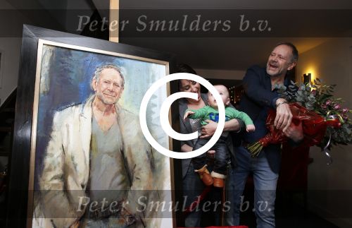 Amsterdam 27 december 2012
Rob Henriette en Julius de Nijs bij presentatie schilderij van Rob in Carre.
Peter Smulders bv
