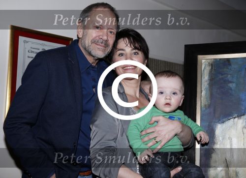 Amsterdam 27 december 2012
Rob Henriette en Julius de Nijs bij presentatie schilderij van Rob in Carre.
Peter Smulders bv