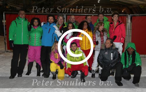 Wormerveer, 17 Januari 2013
Perspresentatie SBS van Vliegende Hollanders: Sterren van de Schans
Chiemene v Oosterhout, Ingrid Jansen, Jody, Bernal, Koert-Jan de Bruijn, Emile Ratelband, Geert Hoes, Kelly v d Veer, Sita Vermeulen, Shary-An Nivila, Mari v d Ven, Dean Saunders, Robert Schoemachr, Bibi Breijman, Keizer Rozelsky, John de Wolf
Foto Peter Smulders BV