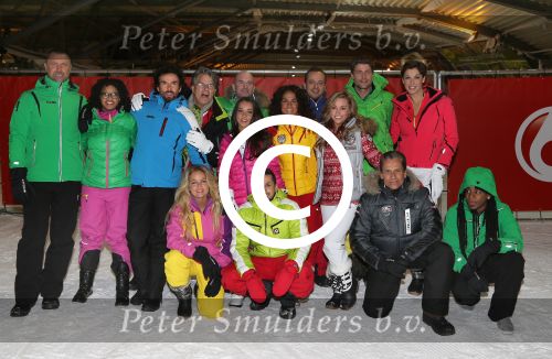 Wormerveer, 17 Januari 2013
Perspresentatie SBS van Vliegende Hollanders: Sterren van de Schans
Chiemene v Oosterhout, Ingrid Jansen, Jody, Bernal, Koert-Jan de Bruijn, Emile Ratelband, Geert Hoes, Kelly v d Veer, Sita Vermeulen, Shary-An Nivila, Mari v d Ven, Dean Saunders, Robert Schoemachr, Bibi Breijman, Keizer Rozelsky, John de Wolf
Foto Peter Smulders BV