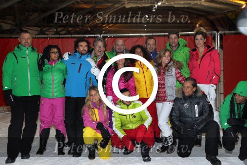 Wormerveer, 17 Januari 2013
Perspresentatie SBS van Vliegende Hollanders: Sterren van de Schans
Chiemene v Oosterhout, Ingrid Jansen, Jody, Bernal, Koert-Jan de Bruijn, Emile Ratelband, Geert Hoes, Kelly v d Veer, Sita Vermeulen, Shary-An Nivila, Mari v d Ven, Dean Saunders, Robert Schoemachr, Bibi Breijman, Keizer Rozelsky, John de Wolf
Foto Peter Smulders BV