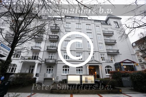 Hamburg 6 januari 2012
Appartementen complex / huis waar rafael en Sylvie v d Vaart onlangs zijn gaan wonen. Sylvie blijft na scheiding daar met Damian wonen.
Peter Smulders bv