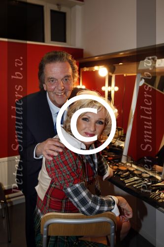 Utrecht 5 januari 2012
Premiere show Tineke Schouten in schouwburg Utrecht. Tineke met haar man Hans
Peter Smulders bv