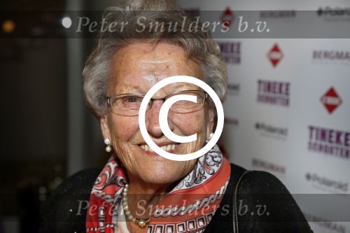 Utrecht 5 januari 2012
Premiere show Tineke Schouten in schouwburg Utrecht. moeder
Peter Smulders bv
