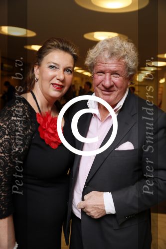 Utrecht 5 januari 2012
Premiere show Tineke Schouten in schouwburg Utrecht. Willibrord Frequin met vriendin
Peter Smulders bv