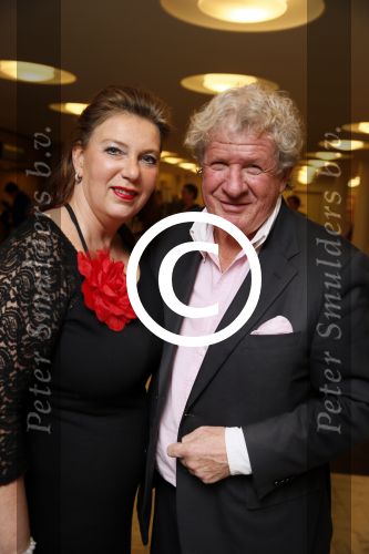 Utrecht 5 januari 2012
Premiere show Tineke Schouten in schouwburg Utrecht. Willibrord Frequin met vriendin
Peter Smulders bv