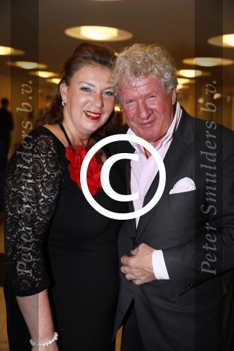 Utrecht 5 januari 2012
Premiere show Tineke Schouten in schouwburg Utrecht. Willibrord Frequin met vriendin
Peter Smulders bv