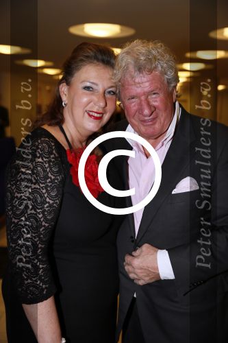 Utrecht 5 januari 2012
Premiere show Tineke Schouten in schouwburg Utrecht. Willibrord Frequin met vriendin
Peter Smulders bv