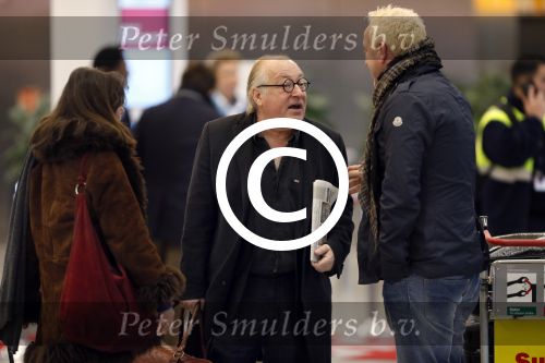 Schiphol 27 december 2012
Youp v t Hek en zijn vrouw Debbie Petter vertrekken vanaf schiphol op vakantie. Gordon
Peter Smulders bv