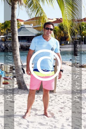 Curacao 31 december 2013
Gerard Joling bij Lions Dive op het strand.