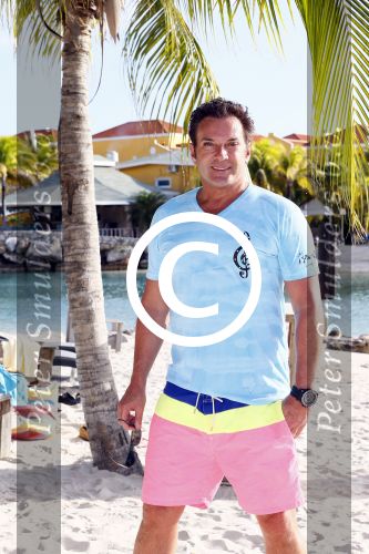 Curacao 31 december 2013
Gerard Joling bij Lions Dive op het strand.