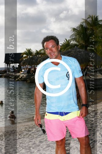 Curacao 31 december 2013
Gerard Joling bij Lions Dive op het strand.