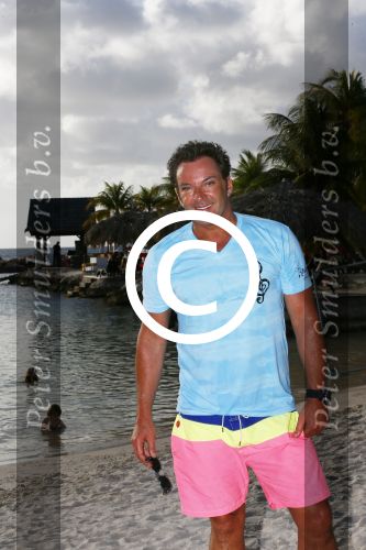 Curacao 31 december 2013
Gerard Joling bij Lions Dive op het strand.