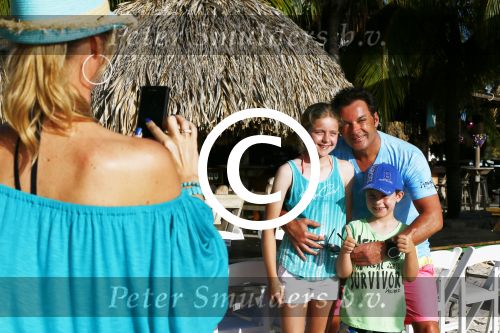 Curacao 31 december 2013
Gerard Joling bij Lions Dive op het strand.