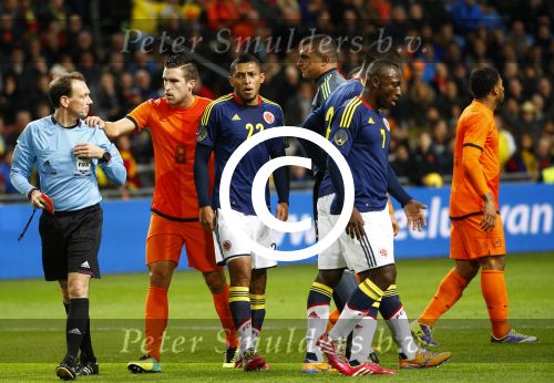 Amsterdam, 19 November 2013
Oefeninterland Nederland-Colombia, eindstand 0-0
Rood voor Jeremain Lens
Foto Peter Smulders BV
