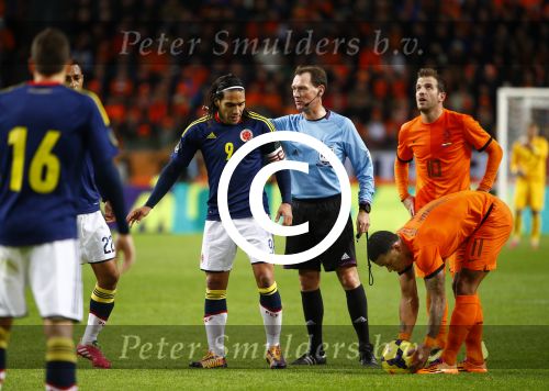 Amsterdam, 19 November 2013
Oefeninterland Nederland-Colombia, eindstand 0-0
Memphis Depay met naast hem Radamel Falcao
Foto Peter Smulders BV
