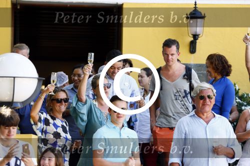 Curacao 31 december 2013
Martijn Amanda Bickel Yasmijn Achilles en Michelle Krabbe op vakantie op curacao.
Nick weekend