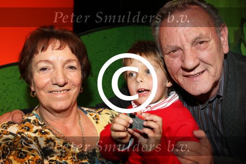 Oss, 9 Oktober 2008
Premiere \