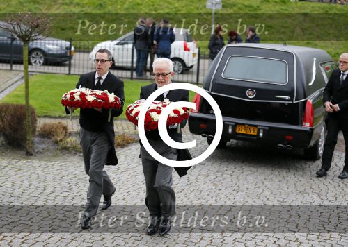 Fijnaart 10 januari 2015                                                                                                     Begrafenis van de vader van Frans en Dorus Bauer; Chris in de kerk in Fijnaart.De moeder van Frans en Mariska en de kinderen zijn natuurlijk aanwezig.