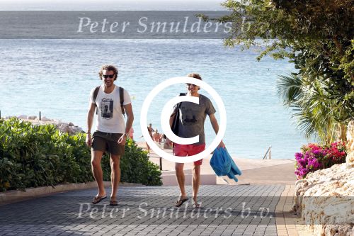 Curacao 2 januari 2015
Ewout Genemans met zijn broer Bauke bij beach club Karakter op Coral Estate.