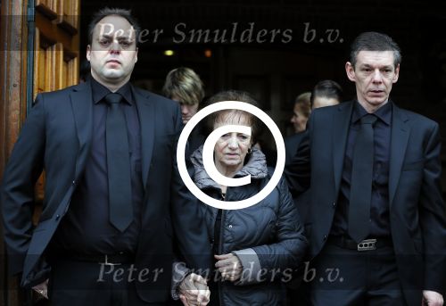 Fijnaart 10 januari 2015                                                                                                     Begrafenis van de vader van Frans en Dorus Bauer; Chris in de kerk in Fijnaart.De moeder van Frans en Mariska en de kinderen zijn natuurlijk aanwezig.