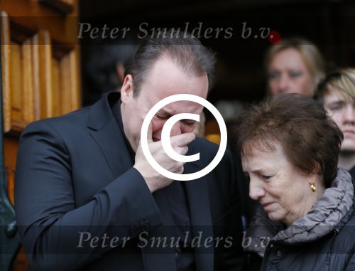 Fijnaart 10 januari 2015                                                                                                     Begrafenis van de vader van Frans en Dorus Bauer; Chris in de kerk in Fijnaart.De moeder van Frans en Mariska en de kinderen zijn natuurlijk aanwezig.