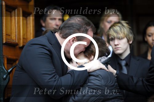 Fijnaart 10 januari 2015                                                                                                     Begrafenis van de vader van Frans en Dorus Bauer; Chris in de kerk in Fijnaart.De moeder van Frans en Mariska en de kinderen zijn natuurlijk aanwezig.