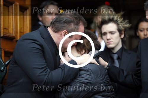 Fijnaart 10 januari 2015                                                                                                     Begrafenis van de vader van Frans en Dorus Bauer; Chris in de kerk in Fijnaart.De moeder van Frans en Mariska en de kinderen zijn natuurlijk aanwezig.