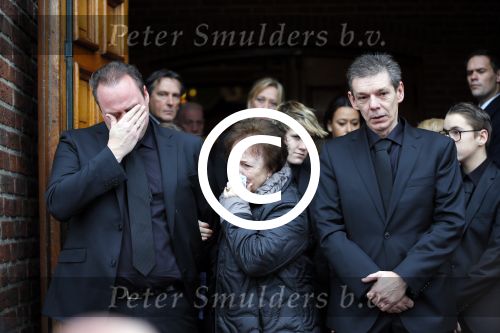 Fijnaart 10 januari 2015                                                                                                     Begrafenis van de vader van Frans en Dorus Bauer; Chris in de kerk in Fijnaart.De moeder van Frans en Mariska en de kinderen zijn natuurlijk aanwezig.