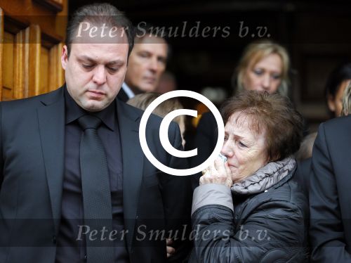 Fijnaart 10 januari 2015                                                                                                     Begrafenis van de vader van Frans en Dorus Bauer; Chris in de kerk in Fijnaart.De moeder van Frans en Mariska en de kinderen zijn natuurlijk aanwezig.