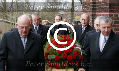 Fijnaart 10 januari 2015                                                                                                     Begrafenis van de vader van Frans en Dorus Bauer; Chris in de kerk in Fijnaart.De moeder van Frans en Mariska en de kinderen zijn natuurlijk aanwezig.