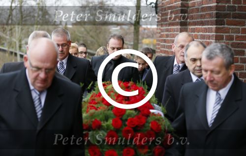 Fijnaart 10 januari 2015                                                                                                     Begrafenis van de vader van Frans en Dorus Bauer; Chris in de kerk in Fijnaart.De moeder van Frans en Mariska en de kinderen zijn natuurlijk aanwezig.