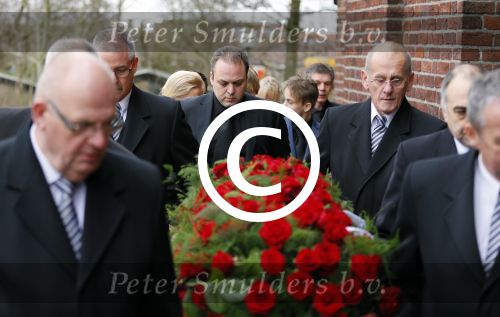 Fijnaart 10 januari 2015                                                                                                     Begrafenis van de vader van Frans en Dorus Bauer; Chris in de kerk in Fijnaart.De moeder van Frans en Mariska en de kinderen zijn natuurlijk aanwezig.