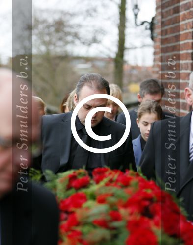 Fijnaart 10 januari 2015                                                                                                     Begrafenis van de vader van Frans en Dorus Bauer; Chris in de kerk in Fijnaart.De moeder van Frans en Mariska en de kinderen zijn natuurlijk aanwezig.