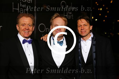 Amsterdam 12 januari 2015
Premiere onder het hart in het Anne theater.
Frits Huffnagel met vrienden