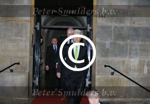 Amsterdam 13 januari 2015
Nieuwjaarsreceptie Koning Willem Alexander en Koningin Maxima in het paleis op de dam.
Geert Wilders vertrekt via de achterkant van het paleis . Zijn beveiliging rijdt in 4 auto\'s