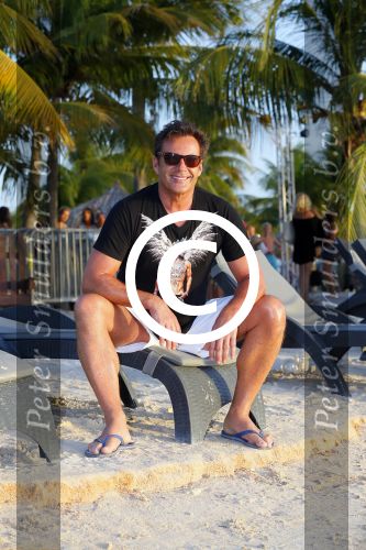 Curacao 31 december 2014
Gerad Joling met zijn moeder op Curacao waar hij oud en nieuw optreedt bij het Lions Dive hotel.