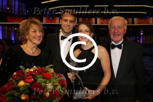 Amsterdam 16 december 2014
Sportman van het jaar verkiezing in de RAI.
Ireen v Wuust met haar vriend en ouders