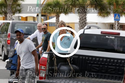 Curacao 1 januari 2015
Jeroen Pauw arriveert met zijn vriendin Nimet Groeneweg op  vliegveld Hato om hier samen met haar een vakantie te vieren.