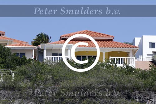 Curacao 20 december 2014
Jeroen Pauw heeft op Coral EState een villa/huis gekocht met een zwembad en zzezicht. Coral Estate is het mmoiste park op Curacao.