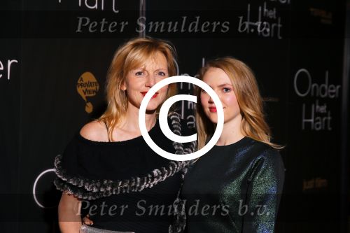 Amsterdam 12 januari 2015
Premiere onder het hart in het Anne theater.
Johanna ter Steege met dochter Hanna Obbeek