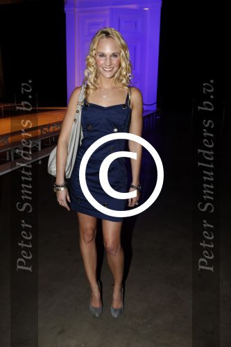 Amsterdam 7 maart 2011
Modeshow Jos v raak in de westergasfabriek met als modellen oa Georgina Verbaan Irene v d Laar Froukje de Both Quinty Trustfull Marvy Rieder en Kim Feenstra. Kimberly Klaver met vriend
Peter Smulders bv