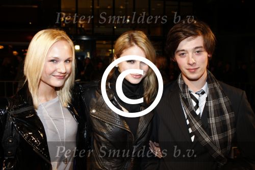 Amsterdam 11 februari 2008
Premeire Alibi in Tuschinski. Kimberly Klaver met Gaby Blaser en een vriendje
Peter Smulders bv