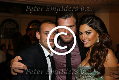 Utrecht 5 januari 2014
Reduan en Jessica Diba trouwen in Utrecht .
Wesley Sneijder en Yolanthe Sneijder Cabau zijn oa de getuigen. KivanÃ§ Tatlitug een wereldberoemd acteur uit Turkije